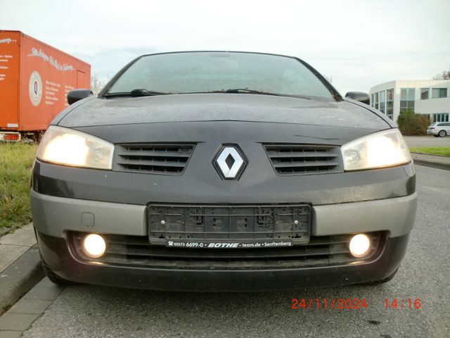 Renault Megane II 1.6 Cabrio Dynamique Luxe