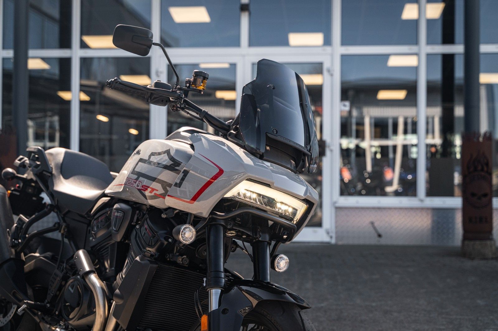 Fahrzeugabbildung Harley-Davidson PAN AMERICA ST RA1250ST MY25