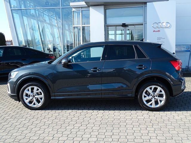 Q2 35 TFSI S-tronic advanced / AHZV