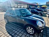 MINI Mini Cooper - MINI Cooper C mit Benzin-Antrieb: Kleinwagen, Schaltgetriebe