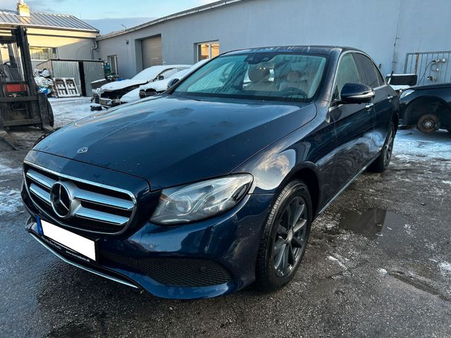 Mercedes-Benz E 220d  4maric 143kw A9