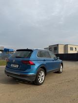 Volkswagen Tiguan 2.0 TDI SCR 140kW DSG 4MOTION Highlin... - Volkswagen Tiguan: TDI 140