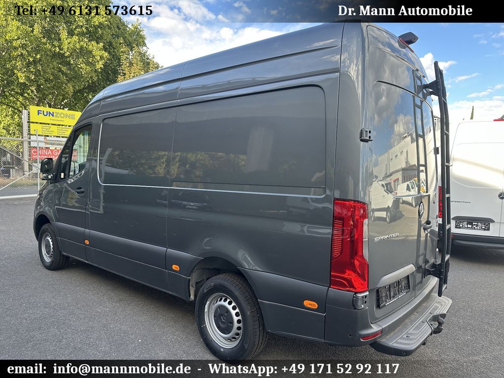 Image of Mercedes-Benz Sprinter
