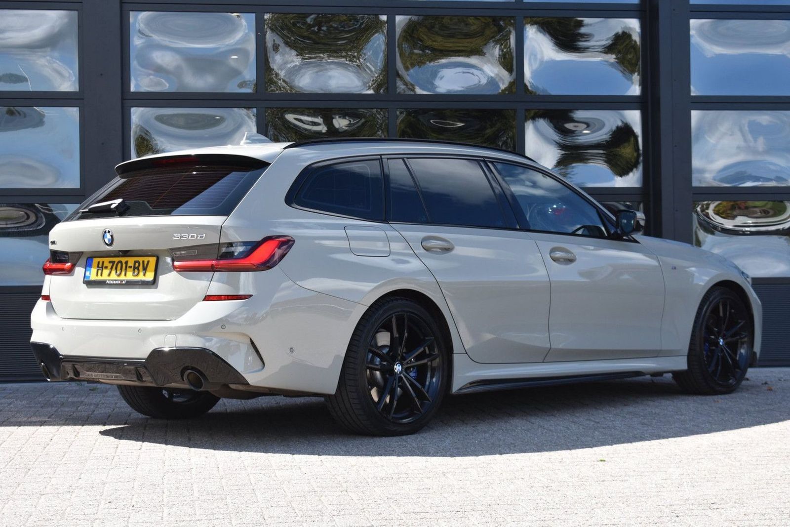 BMW 330 3-serie Touring 330d xDrive High Executive ' imagem 3
