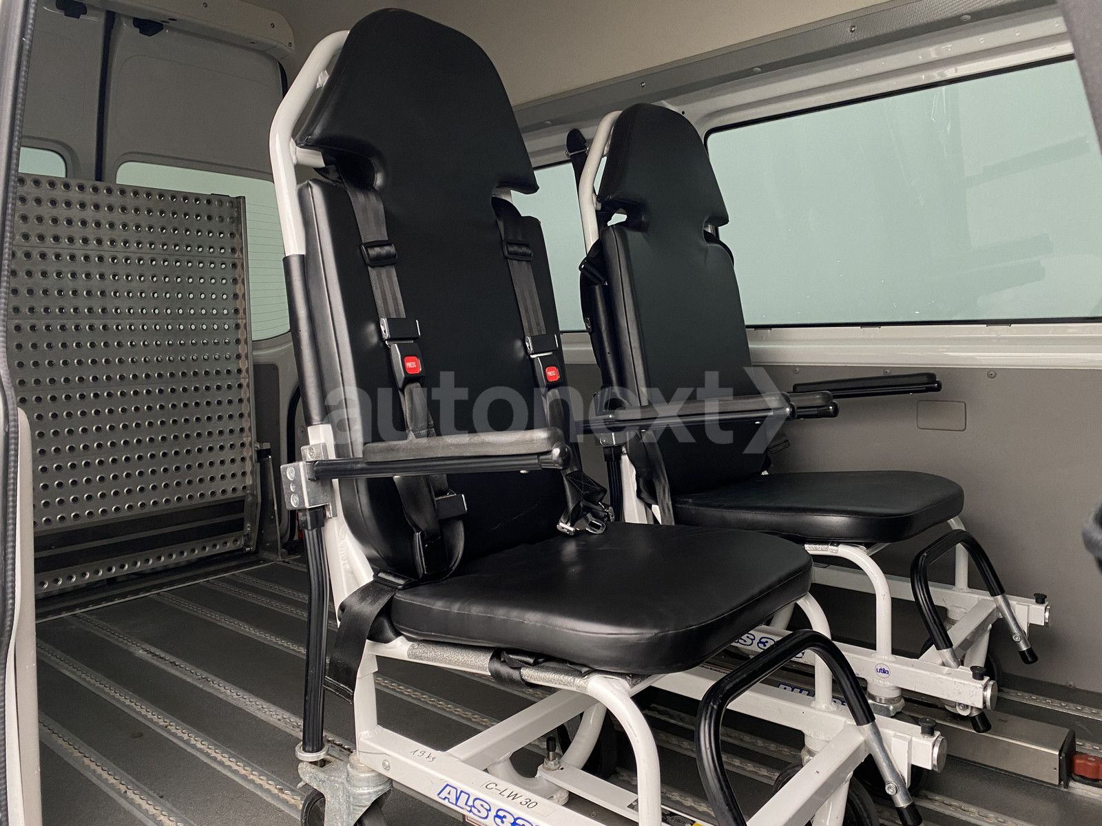 Volkswagen T6 Transporter Hochdach Rollstuhl-Rampe Tragestu imagem 2