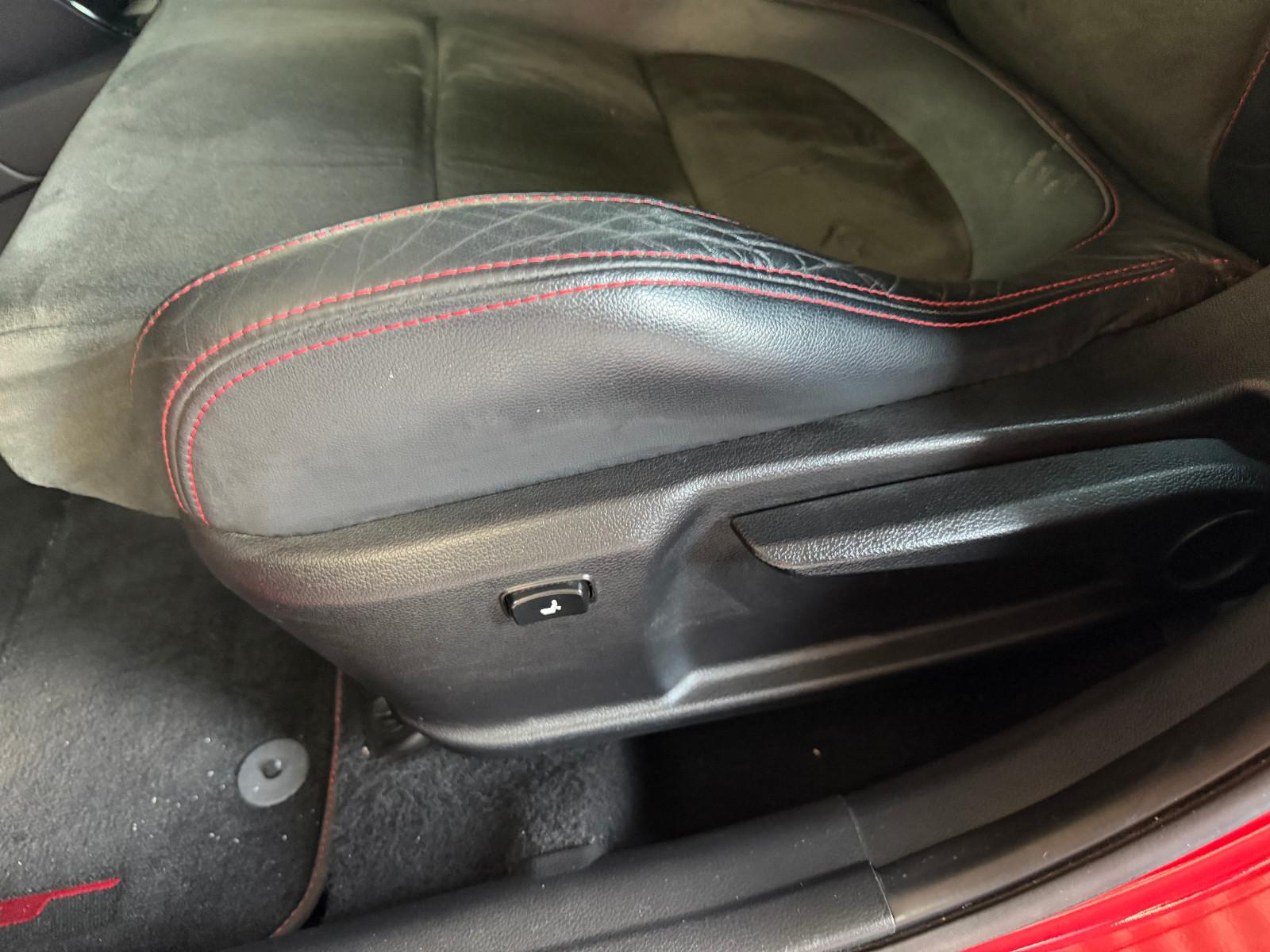Kia cee'd / Ceed GT TRACK/PANO/LED/GARANTIE/KAMERA/