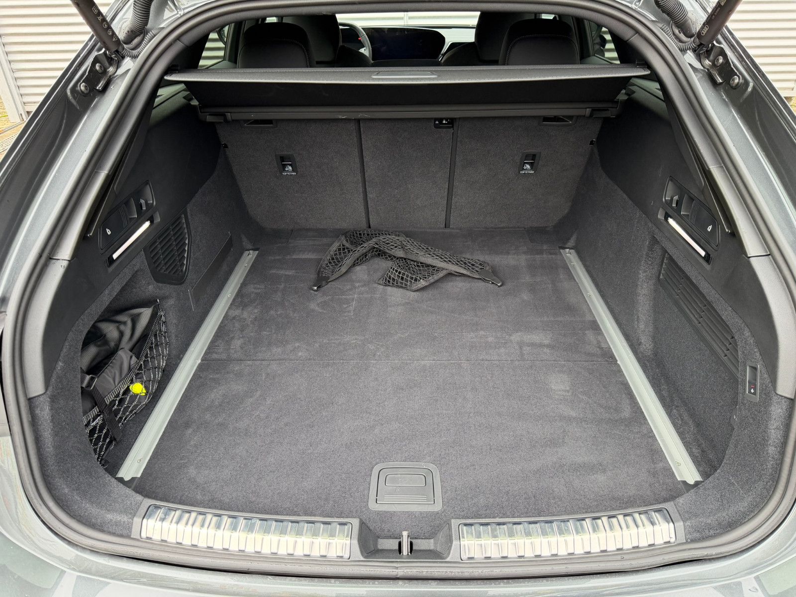 Fahrzeugabbildung Audi A6 Avant 2.0 150 kW TDI quattro