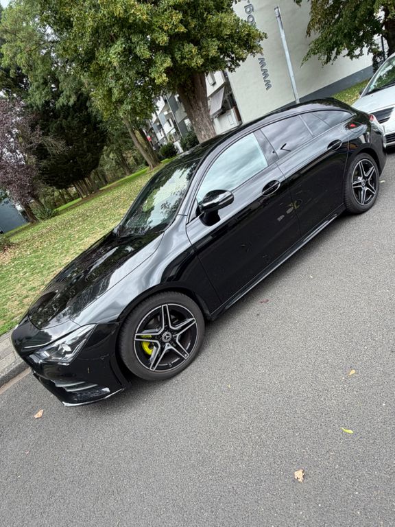 Image of Mercedes-Benz CLA 200 Shooting Brake