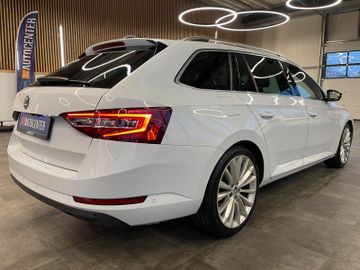 Skoda Superb Combi L&K *AHK*ACC*NAVI*CARPLAY*Bi-XENON*