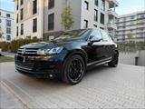 Volkswagen Vw Touareg 3.0 TDI Exclusive +R-line INKL.... - Volkswagen Touareg in Mainz