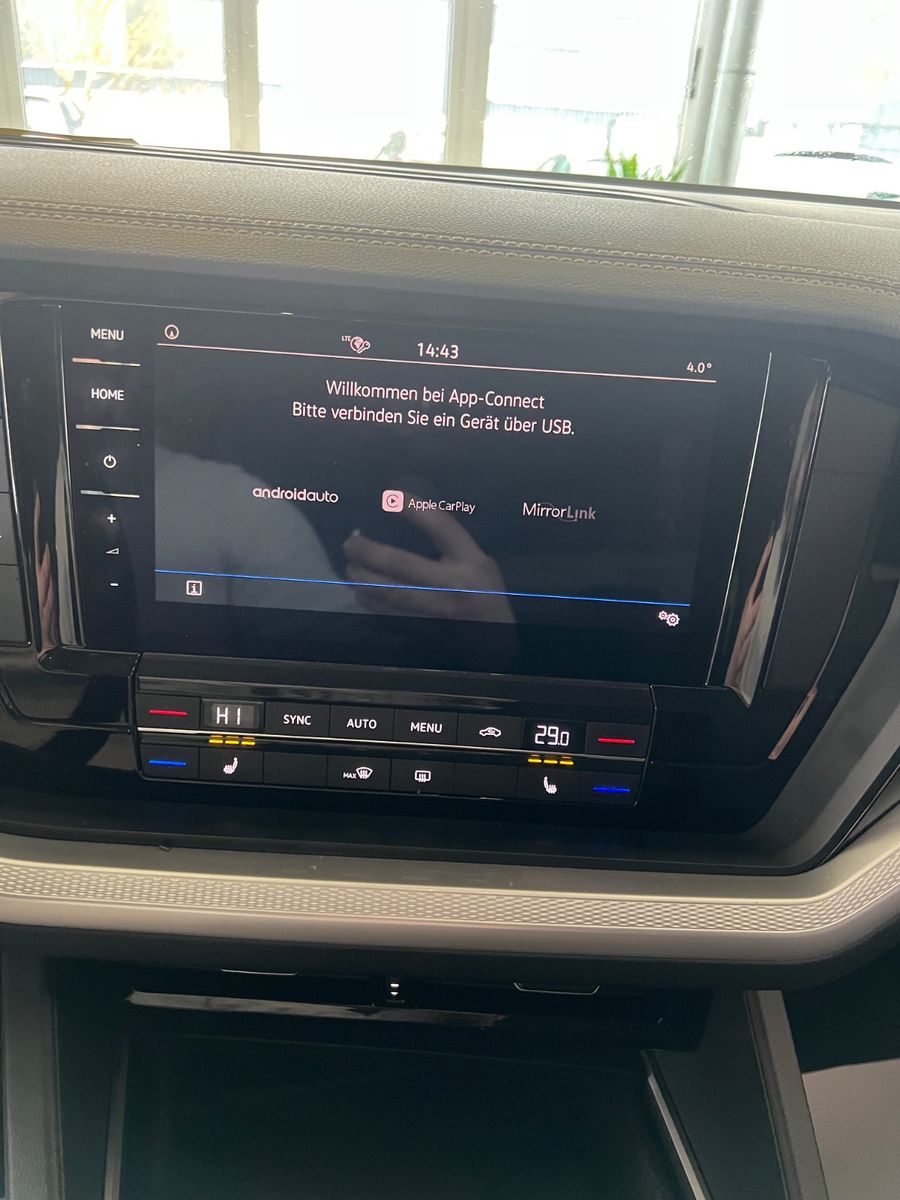 Fahrzeugabbildung Volkswagen Touareg 3.0 TDI 4Motion *LEDER*ACC*AHK*