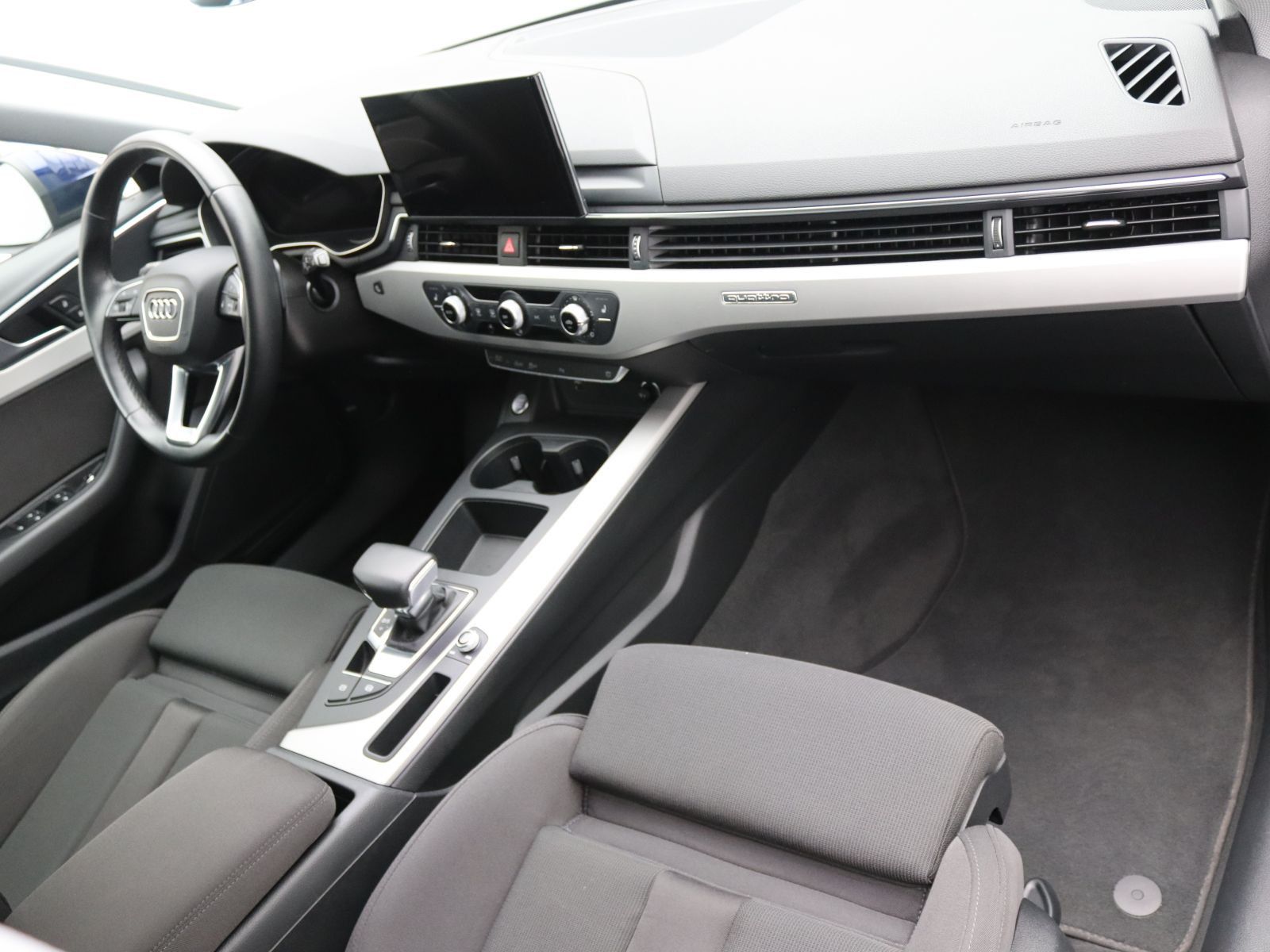 Audi A4 - Bild 9