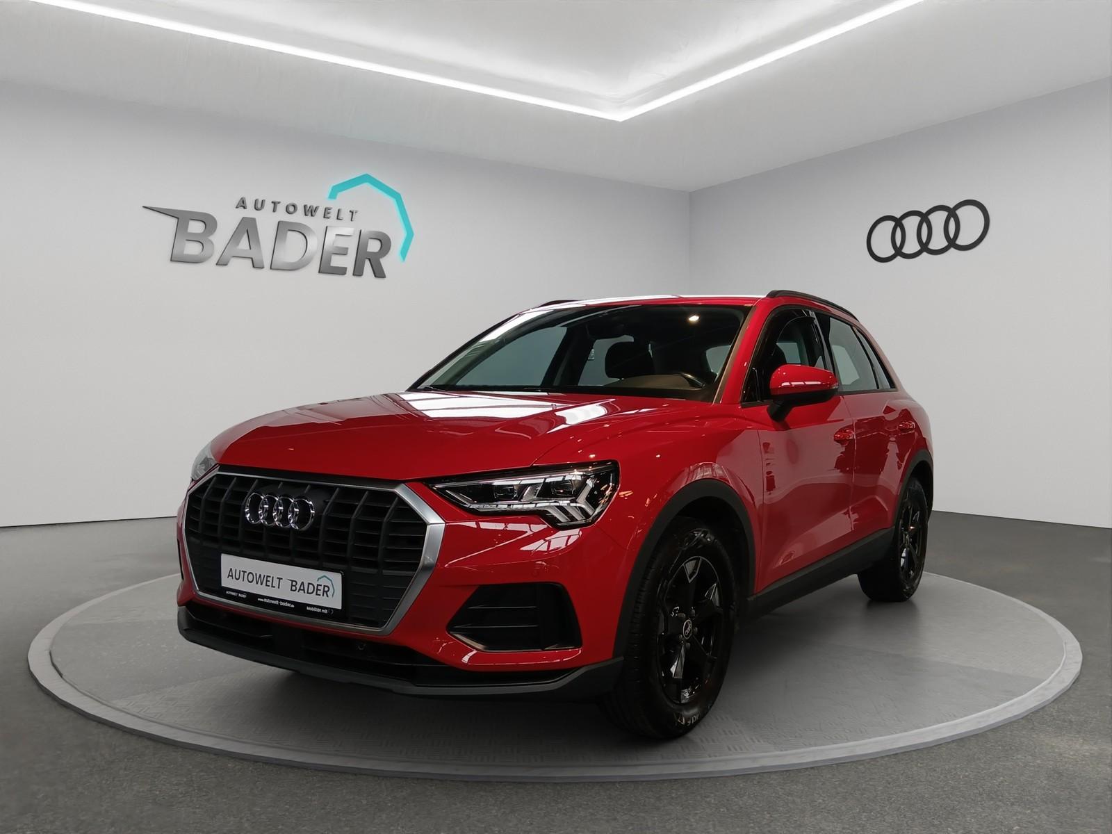 Audi Q3 Matrix RFK AHK Pano 35 TFSI basis