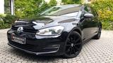 Volkswagen Golf VII Lounge BMT Navi*PDC*Temp*Carplay*StHZ - VW Golf Gebrauchtwagen in München