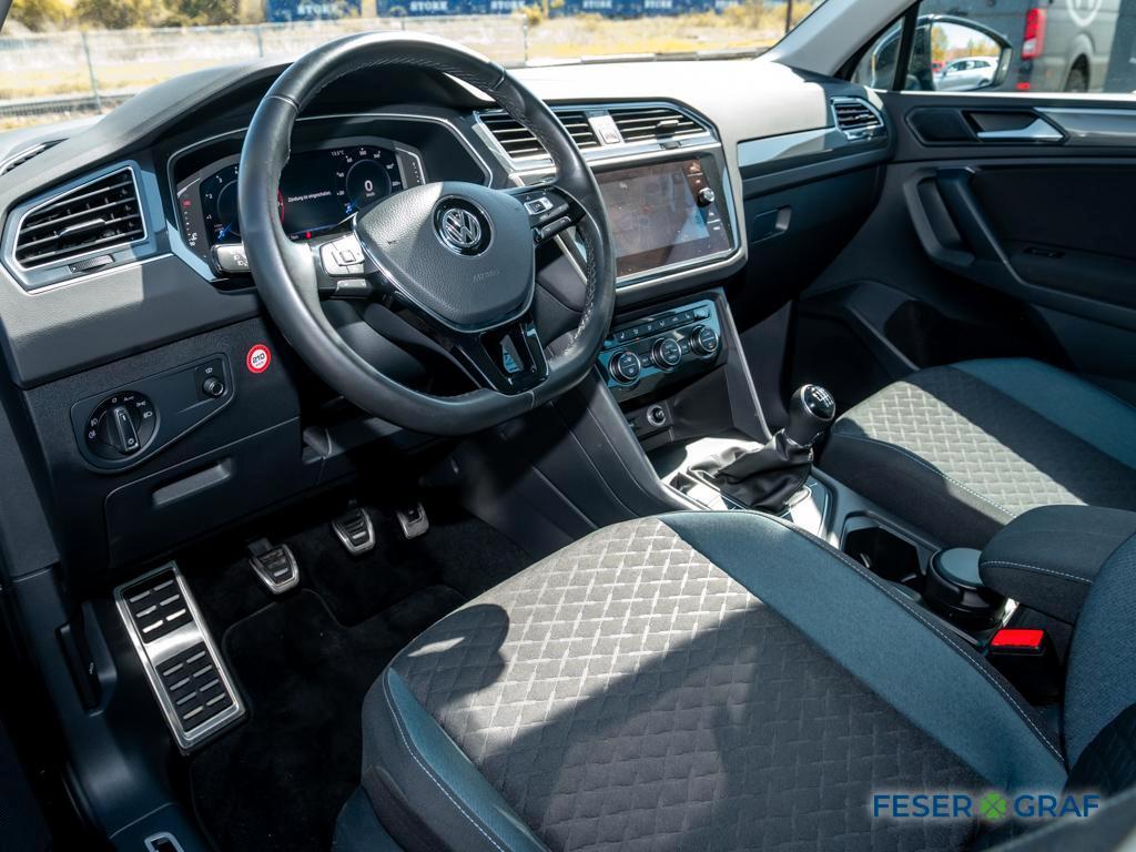 Volkswagen Tiguan 1.5TSI IQ.DRIVE LED/Navi/HuD/AHK