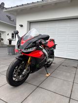 Aprilia RSV4 Factory - APRILIA SPORTLER