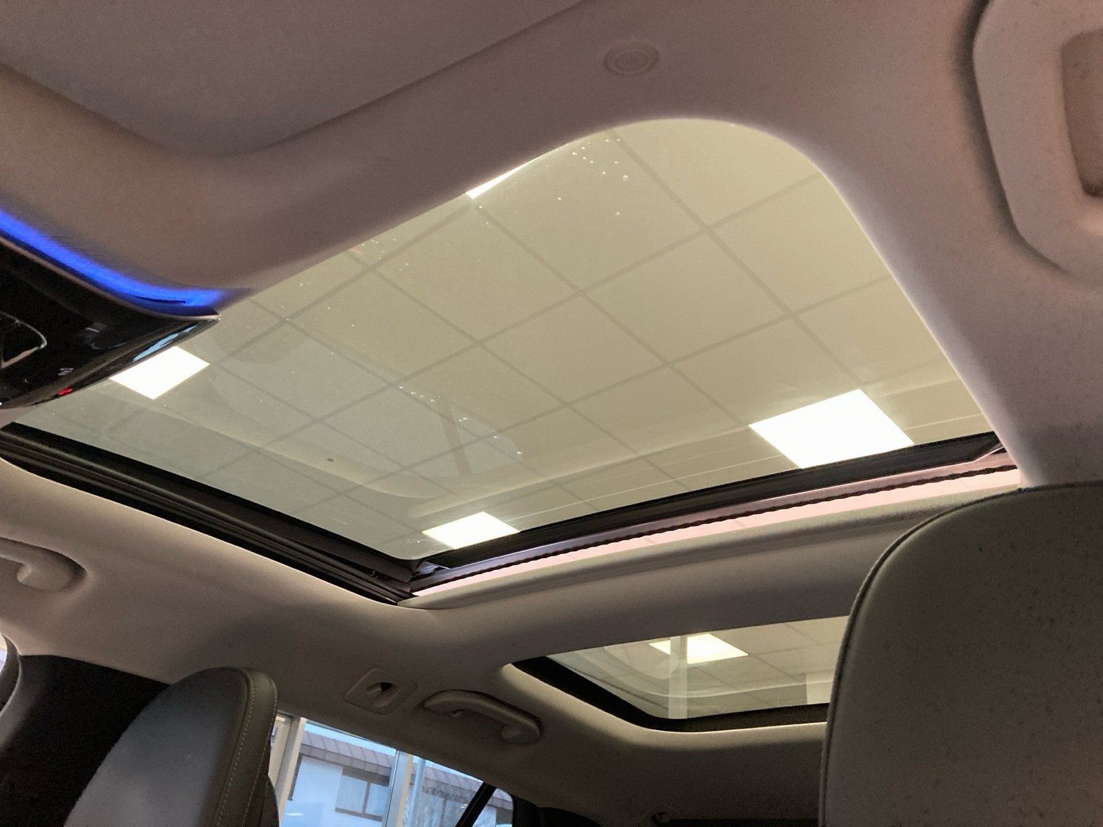 Fahrzeugabbildung Mercedes-Benz C 300 T AMG*Distronic*AHK*360*Burmester*Panorama