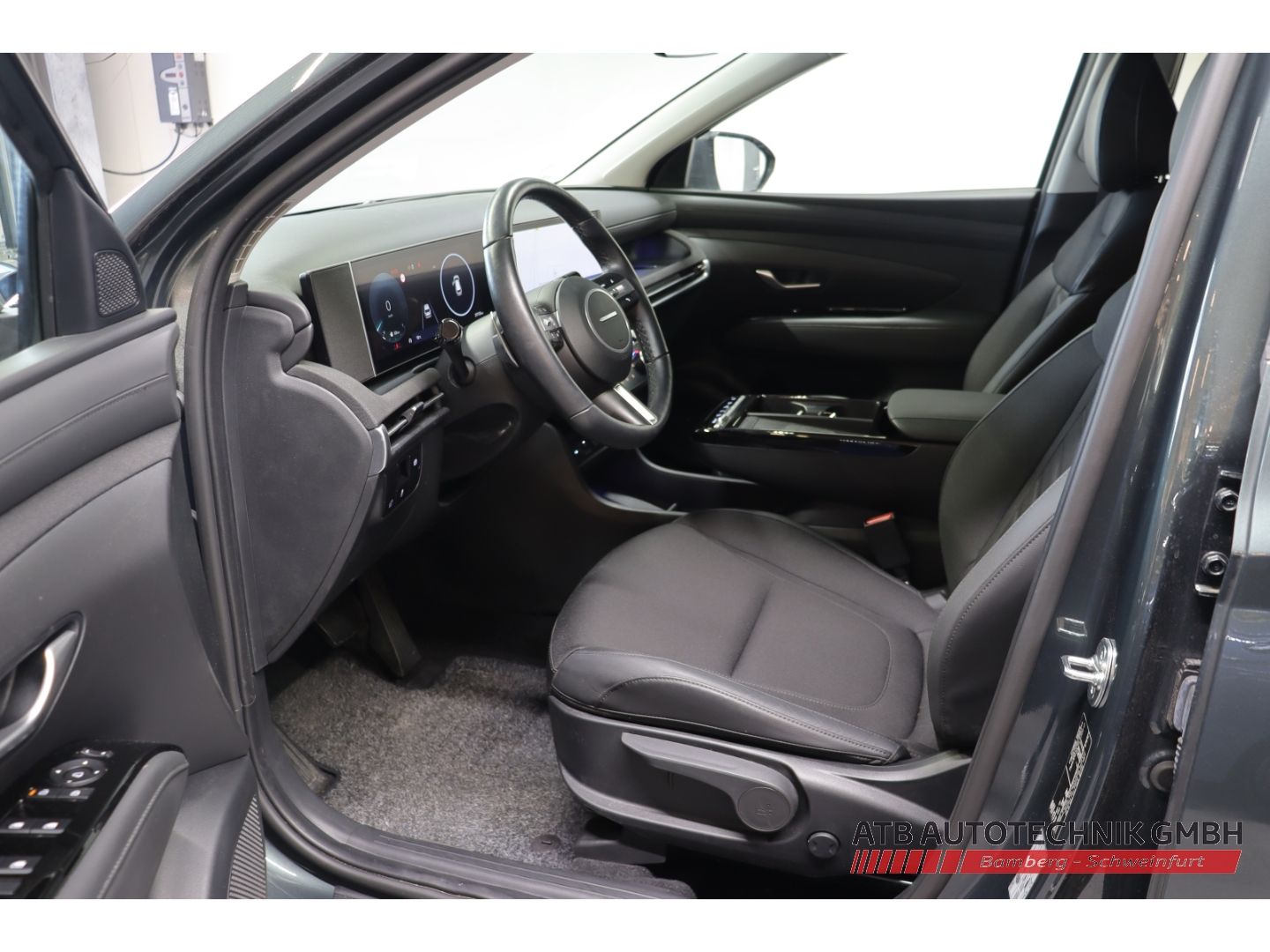 Fahrzeugabbildung Hyundai Tucson Trend 1.6 CRDi 48V 2WD DCT Navi LED ACC