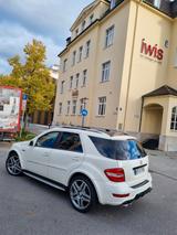Mercedes-Benz ML 500 4MATIC - - Mercedes-Benz ML-Klasse Gebrauchtwagen in München