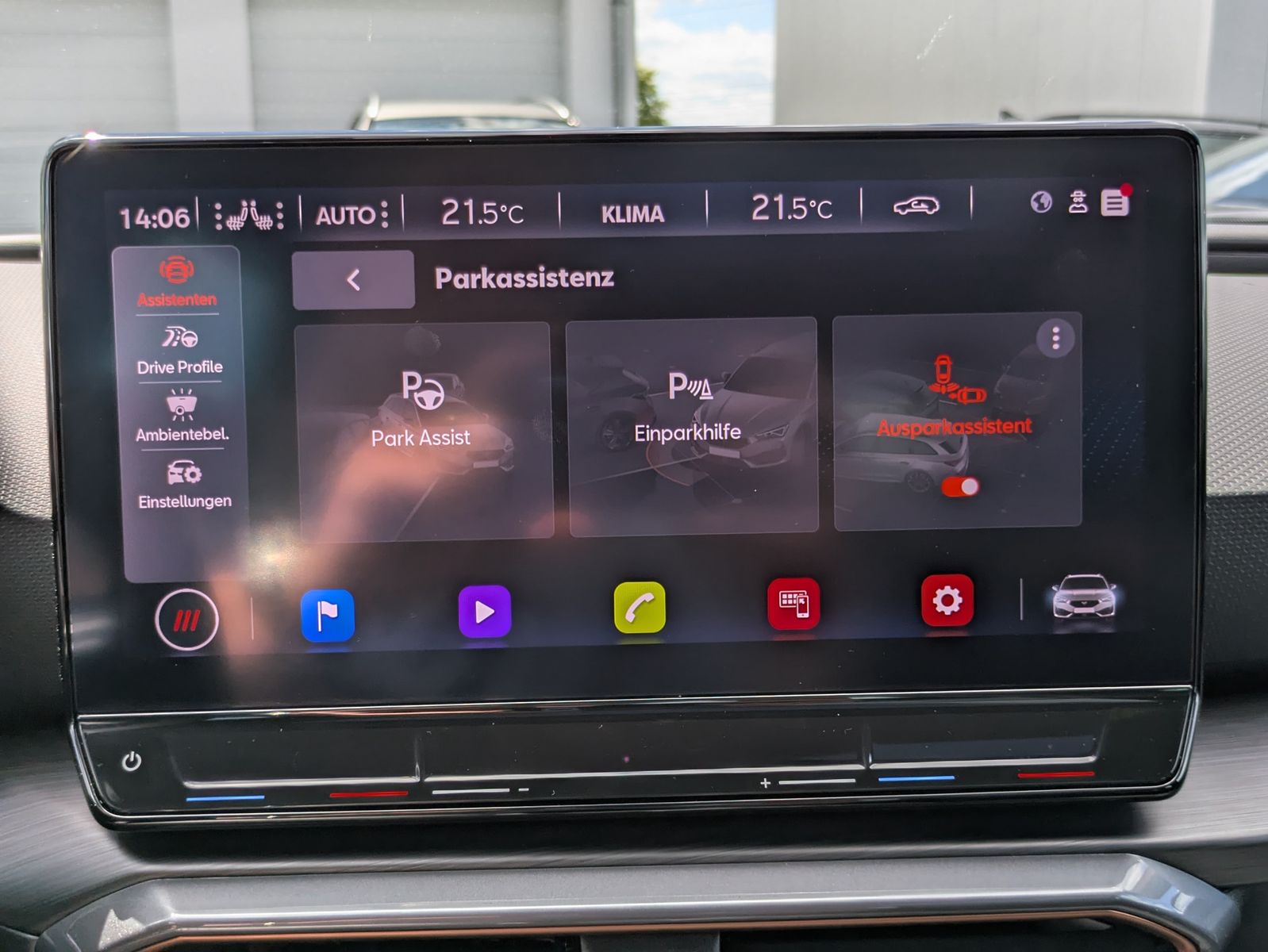 Fahrzeugabbildung CUPRA Leon VZ 2.0TSI 4Drive ACC*PANO*MATRIX*DCC*LM19"