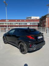 Toyota C-HR 2.0 Hybrid GR Black Edition 15 J. Garantie - Toyota C-HR Gebrauchtwagen in Hamburg