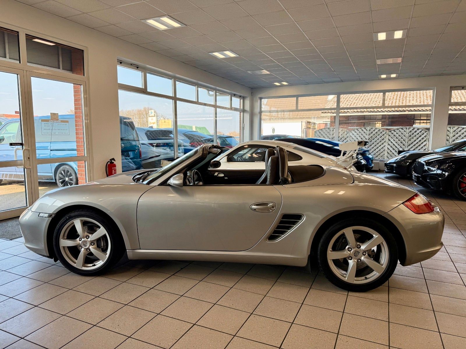 Fahrzeugabbildung Porsche Boxster Xenon/PCM-Navi/18Zoll/Vollleder/BRD