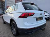 Volkswagen Tiguan Life*Fahrschule Wagen* Driving school Car - Volkswagen Tiguan: W