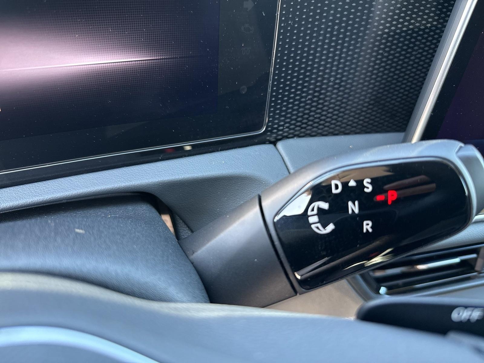 Volkswagen Tiguan Life 4M TDI CarPlay Kamera StHz ACC AHK