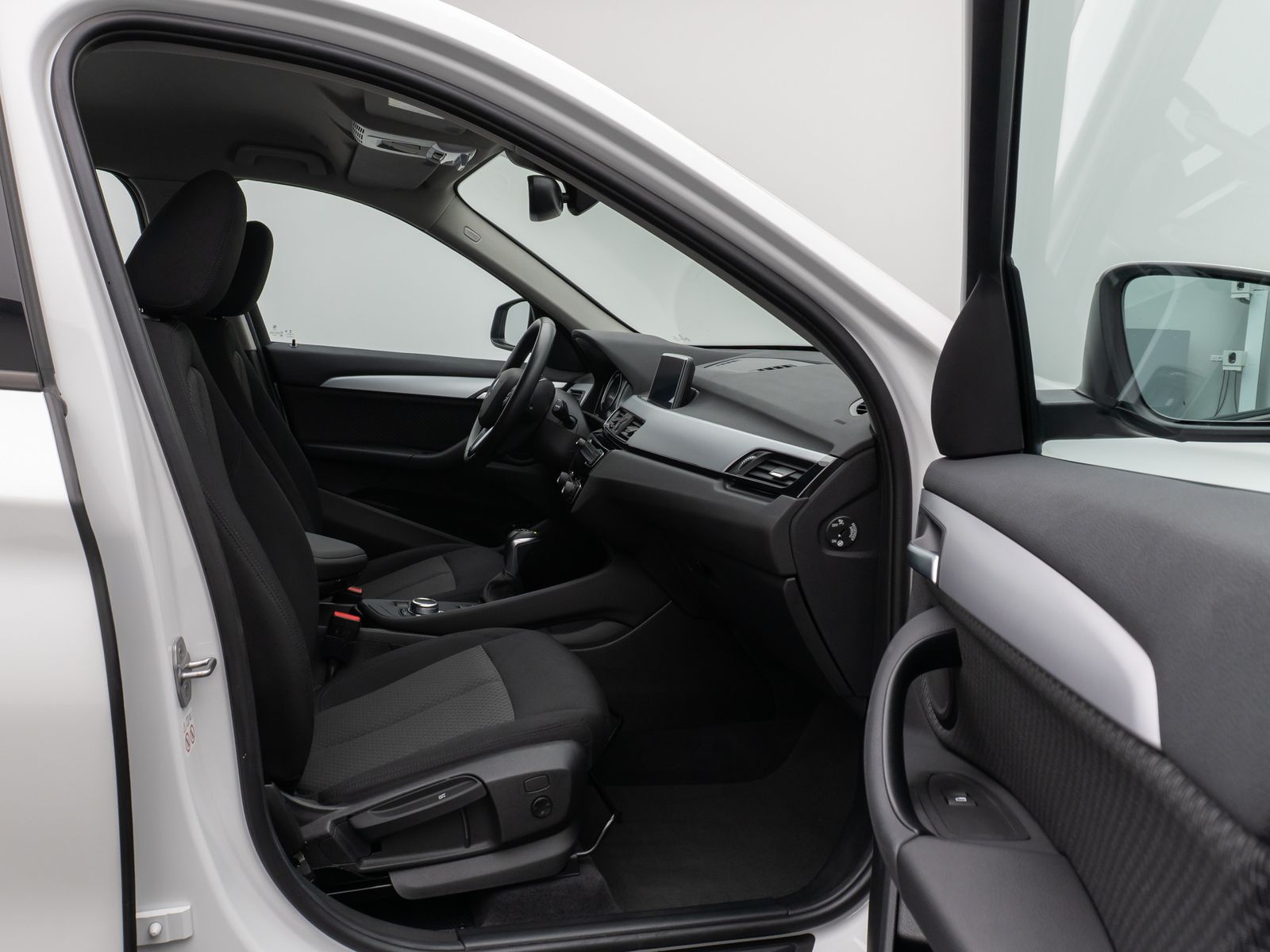Fahrzeugabbildung BMW X1 xD25e Parkassist DAB AHK Geschwindigkeitsreg
