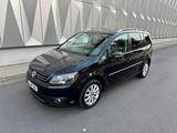 Volkswagen Touran 1.4 TSI DSG Highline Highline - : Unfallwagen