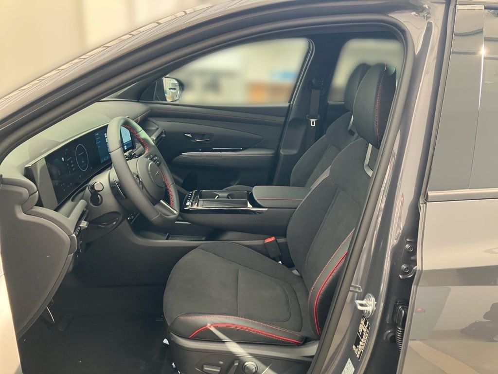 Fahrzeugabbildung Hyundai TUCSON PHEV 1.6 T-GDi 2WD 6-AT N-Line X 4xSHZ