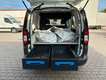 Volkswagen Caddy - 10