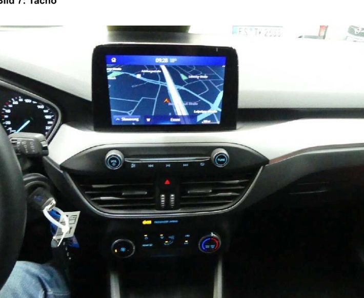 Fahrzeugabbildung Ford Focus T C&C 1.5 EB TEMP/LED/NAVI/SHZ/PDC/8Fach