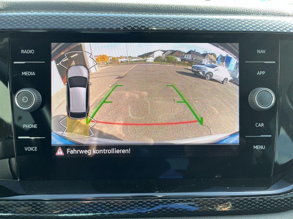 Volkswagen Taigo 1.0 TSI Life Navi LED SHZ ACC RFK