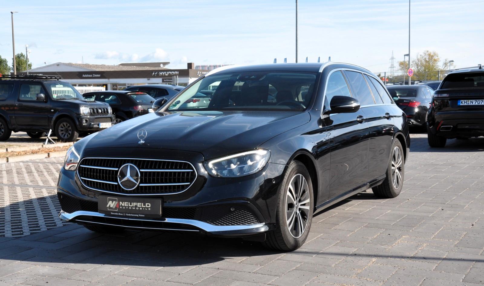 Mercedes-Benz T-Modell E 200d / Business / Park-Assistent
