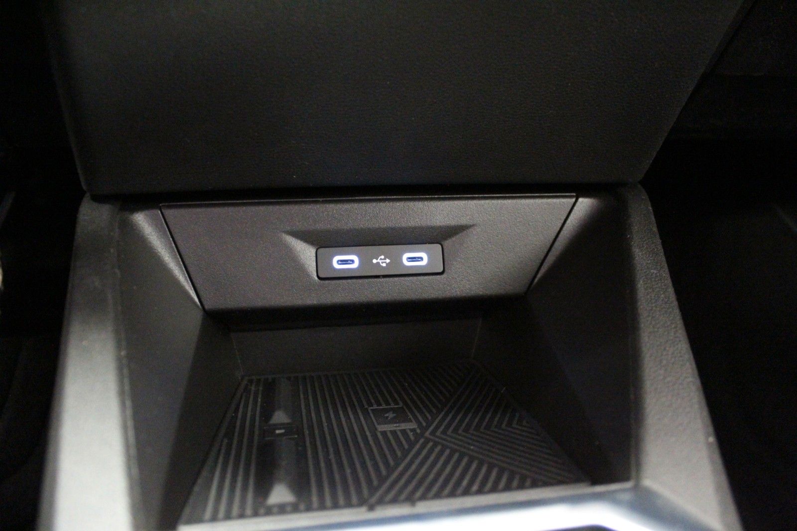 Fahrzeugabbildung Renault Clio TCe 115 EDC Esprit Alpine