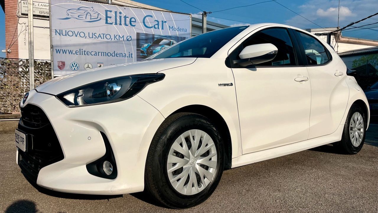 Toyota Yaris 1.5h Active " NON VINCOLI / TAGLIAN