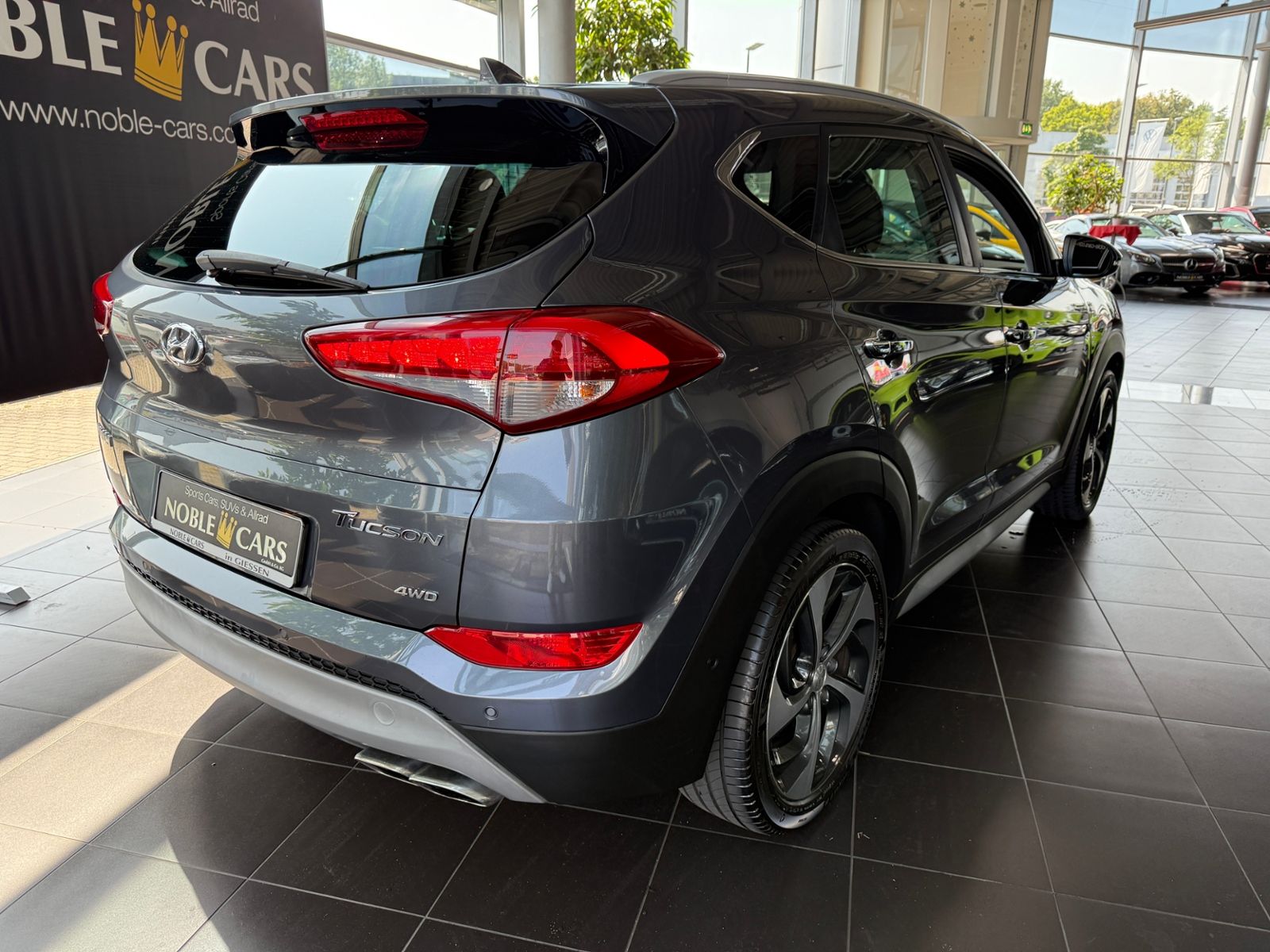 Fahrzeugabbildung Hyundai TUCSON Premium 4WD AHK LED NAVI