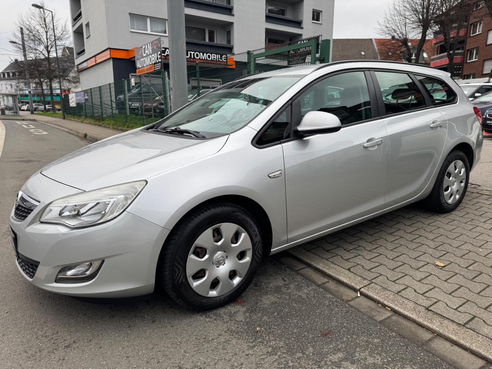 Opel Astra J Sports Tourer Edition*TÜV/AU NEU*KLIMA*