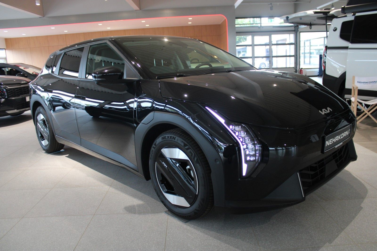 Fahrzeugabbildung Kia EV4 81 kWh 150 kW Earth TECHNOLOGY + UPGRADE