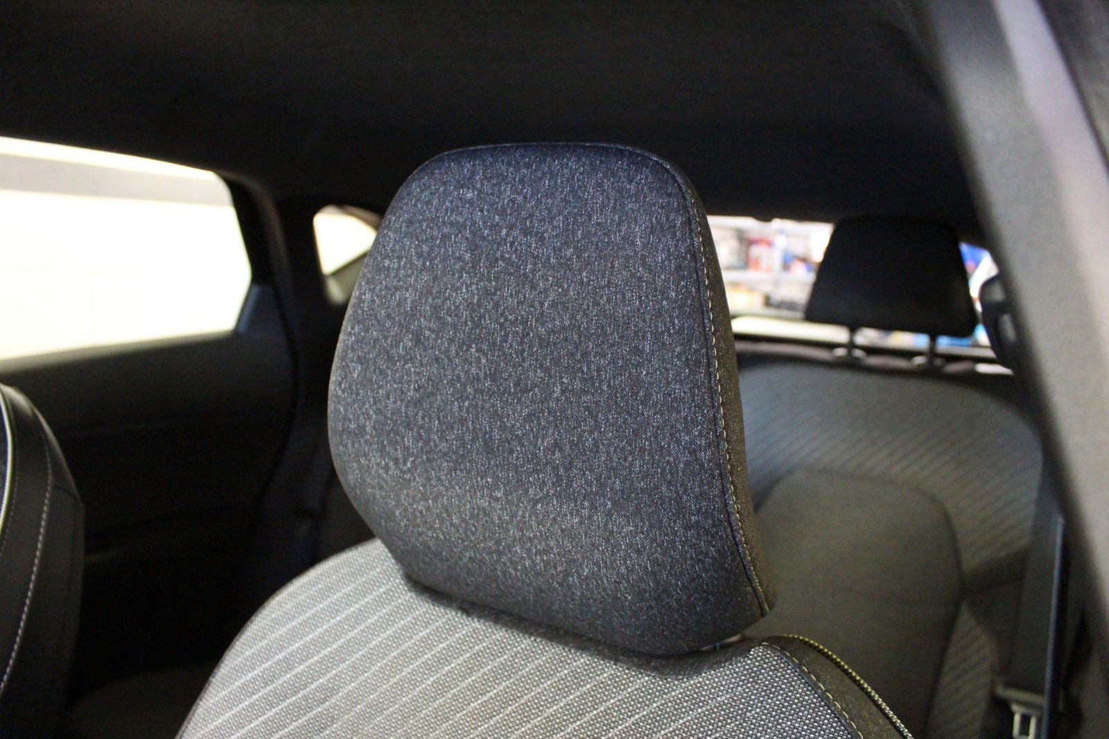 Fahrzeugabbildung Renault Captur Mild Hybrid 140 EDC Techno*Safety Paket*