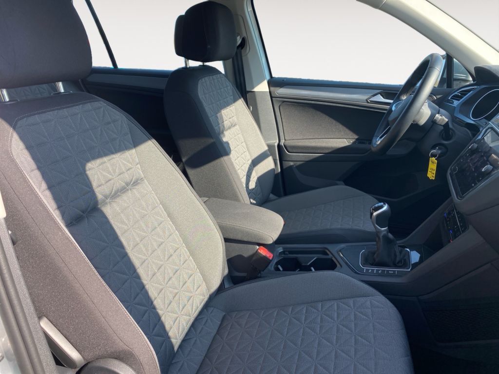Fahrzeugabbildung Volkswagen Tiguan 1.5 TSI Life *AHZV*IQ.Drive*