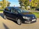 Volkswagen Sharan 2.0 TDI BlueMotion Tech Live/7Sitze - Volkswagen Sharan: Bluemotion