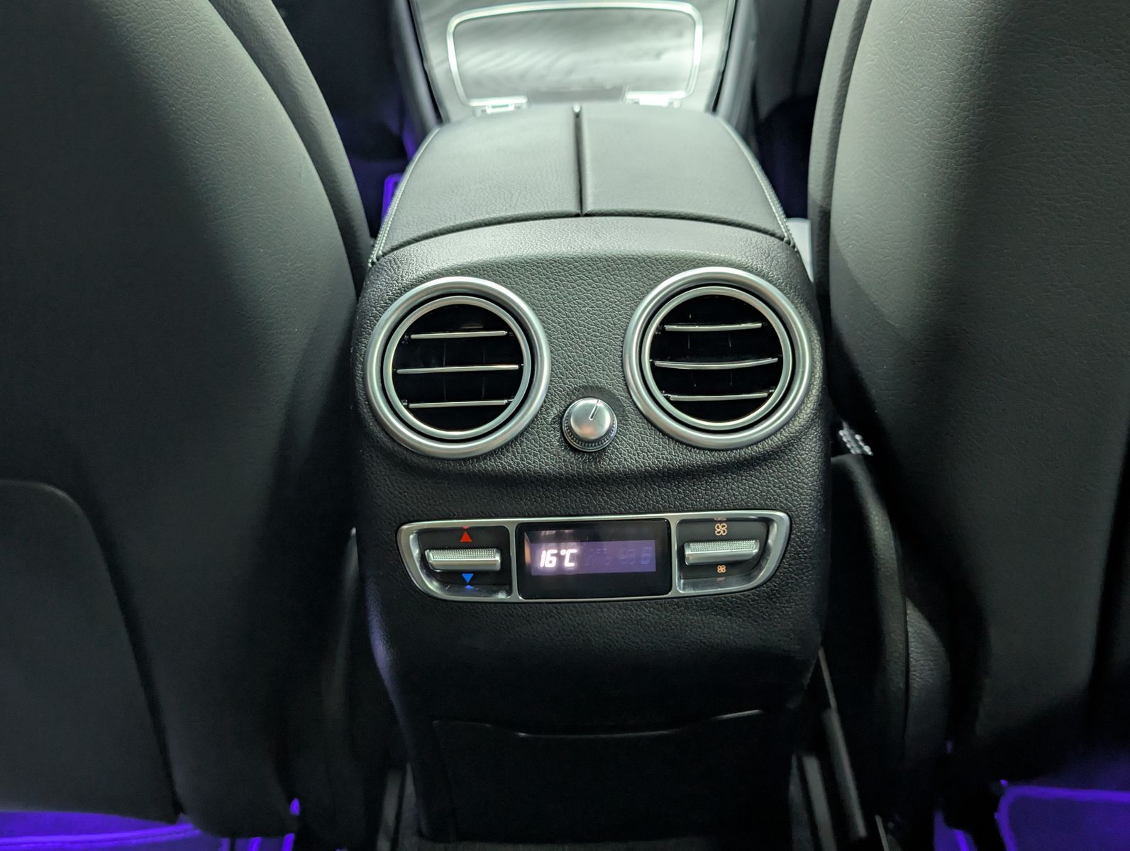 Fahrzeugabbildung Mercedes-Benz GLC 220 d Coupé 4M AMG PANO*360*HuD*MEMO*20"Voll