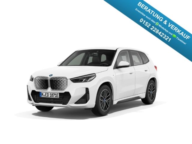 BMW iX1 XDRIVE30 Sportpaket HUD AD Navi digitales Co