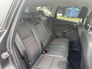 Ford Kuga - 9