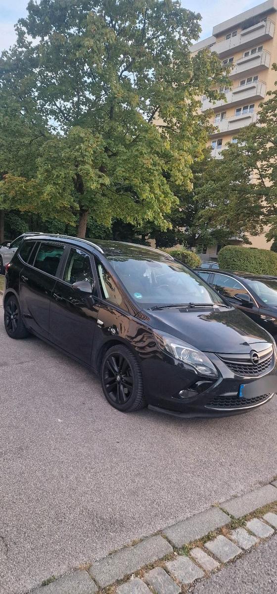 Opel Zafira Tourer