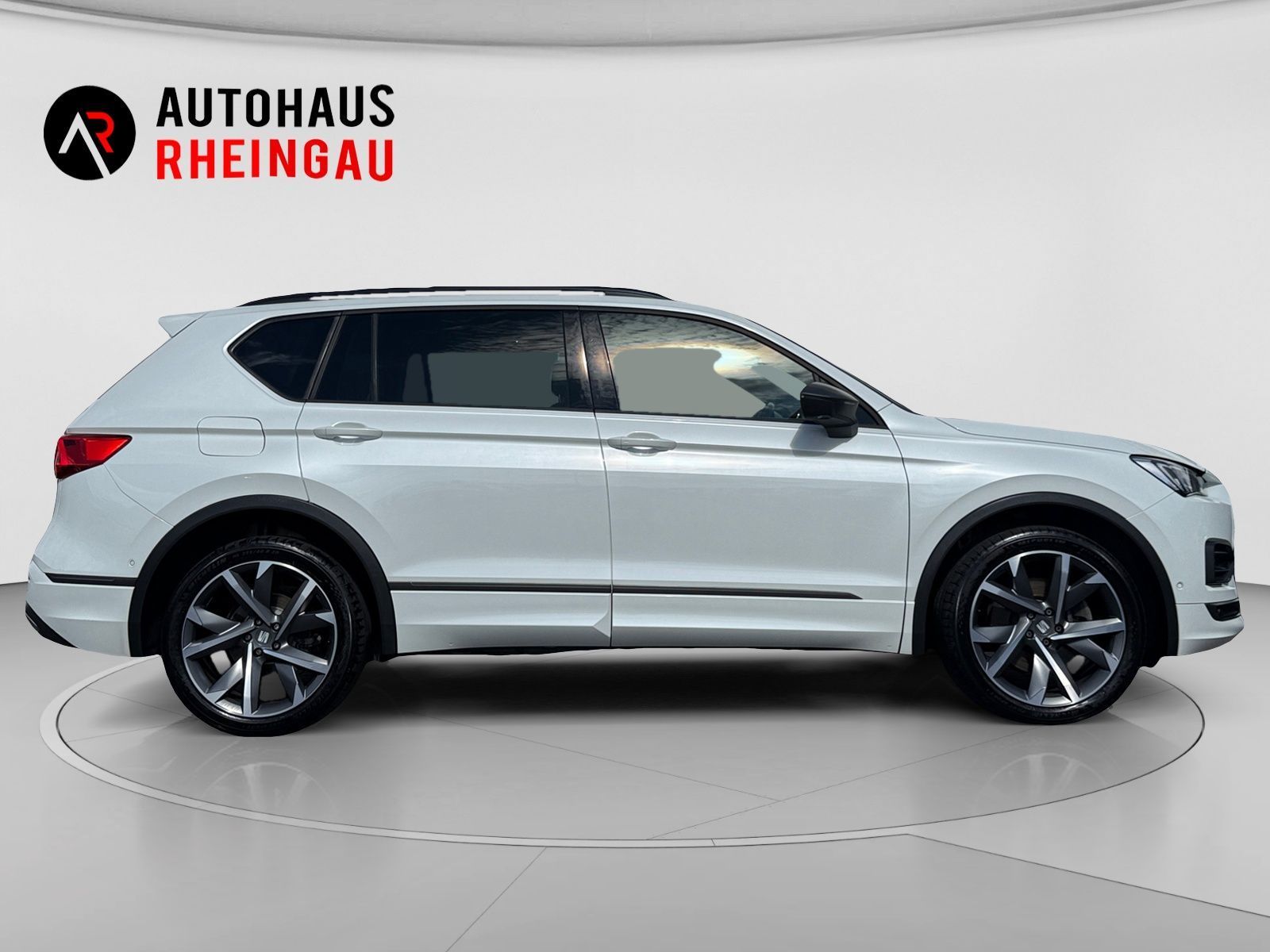 Fahrzeugabbildung SEAT Tarraco 2.0 TDI FR 4Drive PANO STANDHEIZUNG AHK