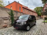 Volkswagen T5 Caravelle LANG 9-Sitzer PDC AHK - gebrauchte VW T5 aus dem Jahr 2011
