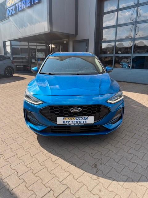 Ford Focus Turnier ST-Line ACC LED NAVI Kamera